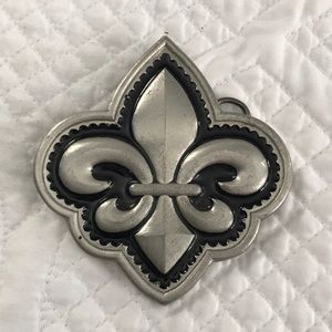 Fleur de Lis belt buckle